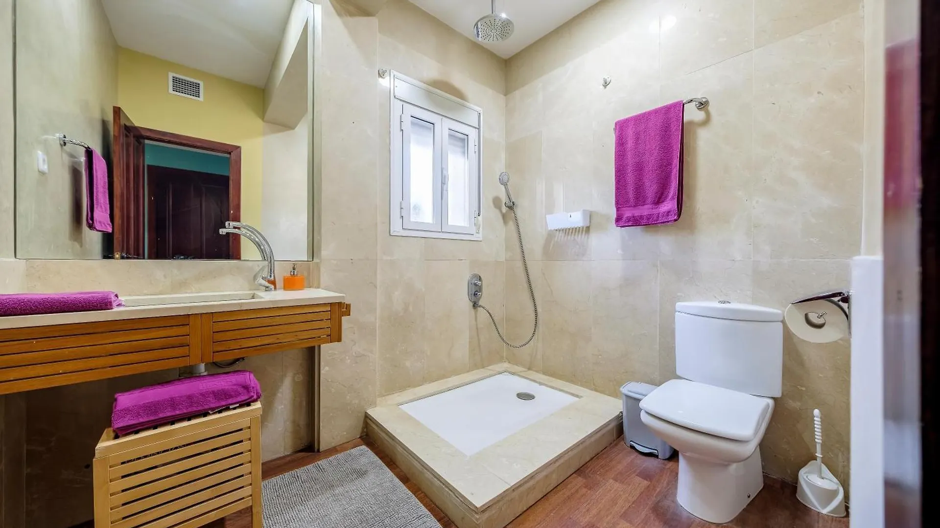 Vahadda House Apartment Palomares del Rio 0*,